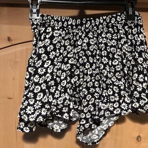 Forever 21 daisy shorts